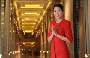 siam kempinski hotel, Siam Kempinski, The Lady in Red, luxury hotel bangkok, Henrik Yde Andersen, The Siam Kempinski 