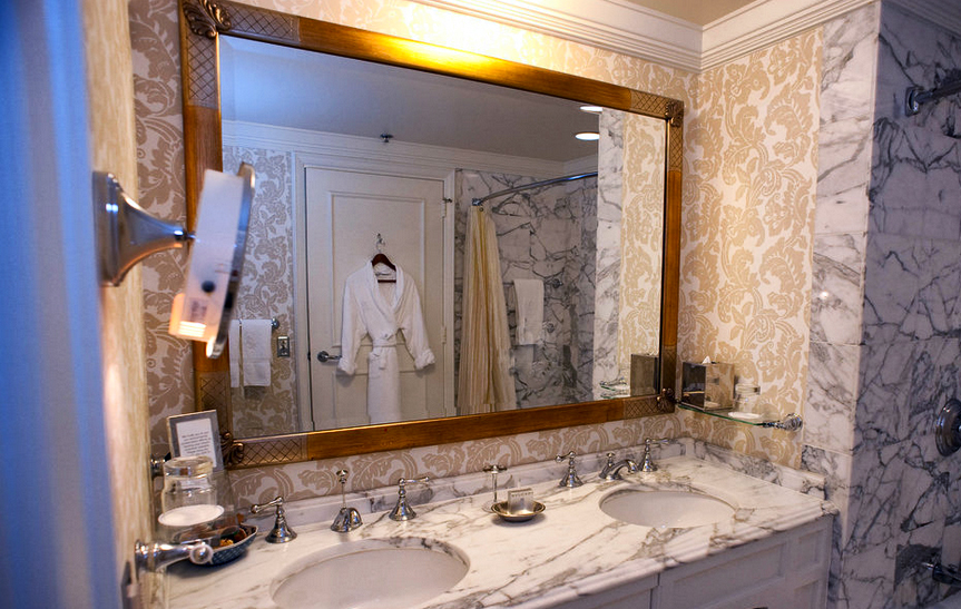 ritz carlton bathroom designs, Chef Rotondo, Neo-Classical landmark, Parallel 37, Ritz Carlton, Ritz Carlton shop, San Francisco, SpaDeVie, Ritz carlton San francisco 
