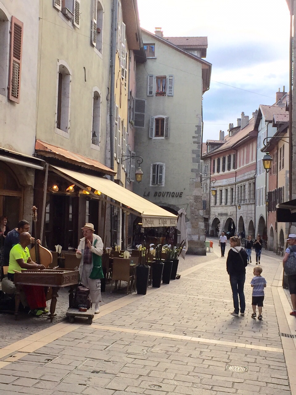 Annecy, beaucoup, Chamonix, France, Je t'aime beaucoup Annecy, River Thiou, Lac d’Annecy, Notre Dame de Liese