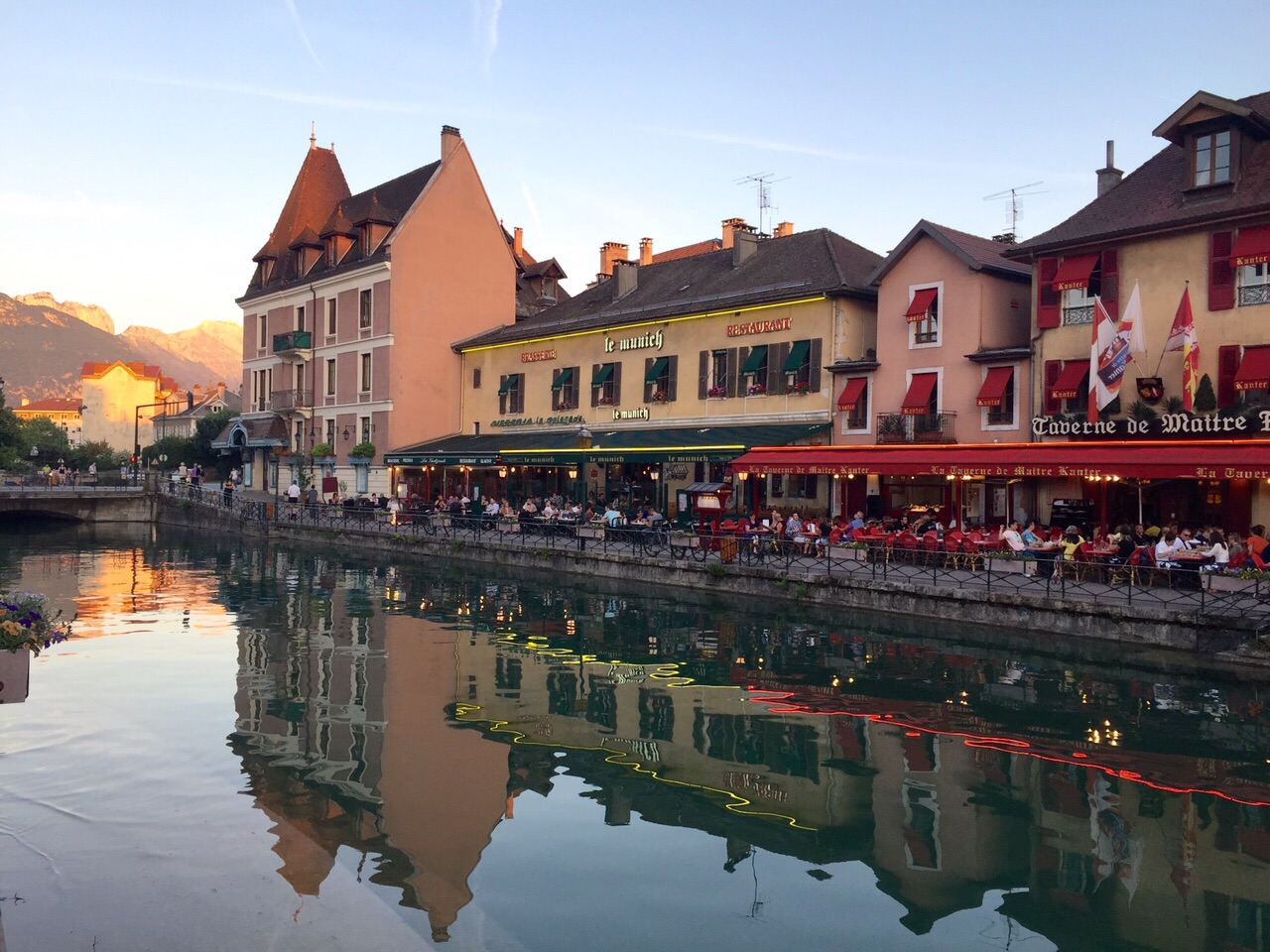 Annecy, beaucoup, Chamonix, France, Je t'aime beaucoup Annecy, River Thiou, Lac d’Annecy, Notre Dame de Liese