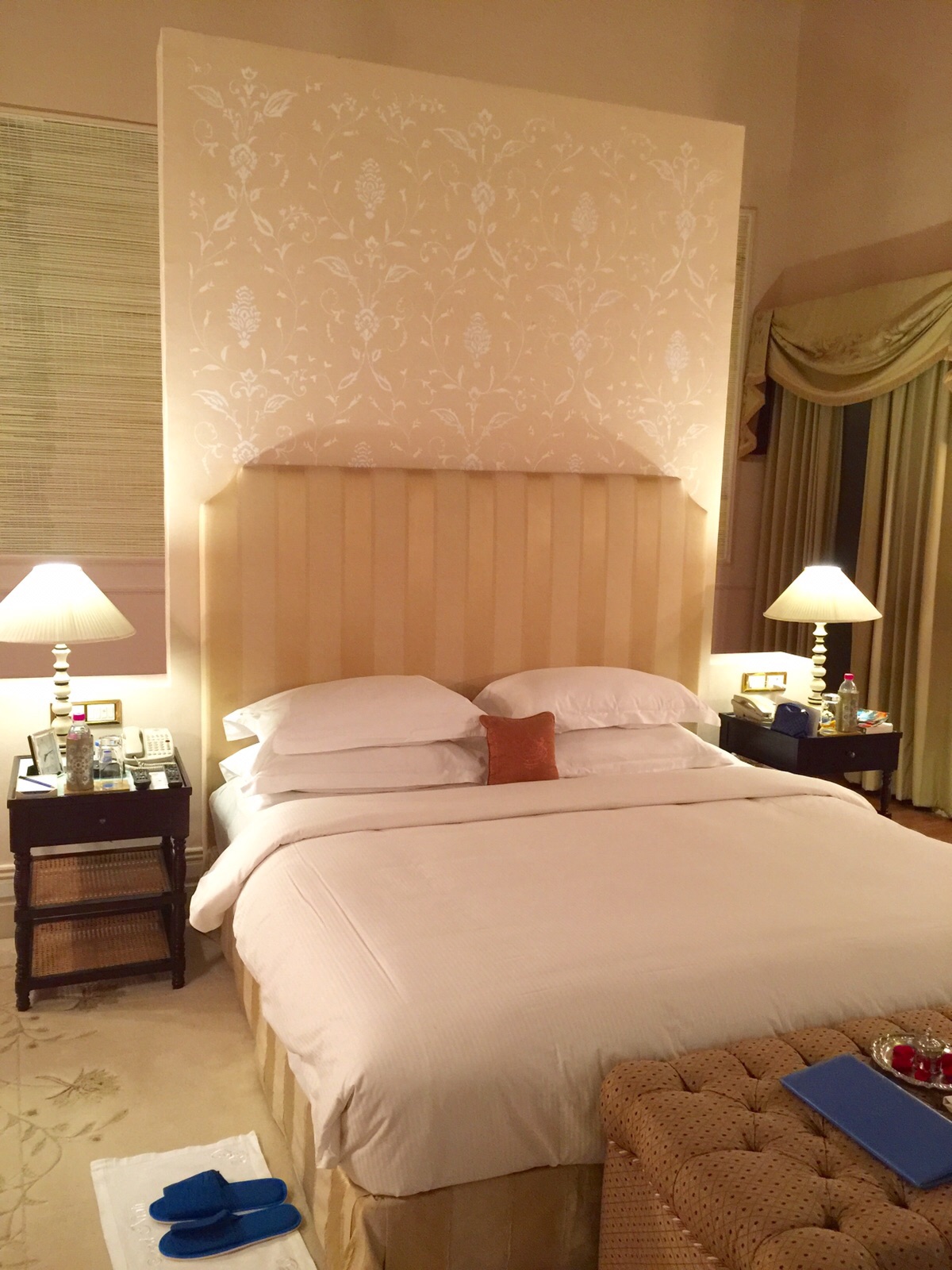 bedroom - taj hyderabad, luxury hotel Hyderabad, luxury palace hyderabad, Taj Falaknuma Palace Hyderabad, taj hotel hyderabad,