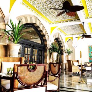 ceiling taj hotel mumbai, hotel taj, taj mahal, indulgence at the taj mahal, mumbai
