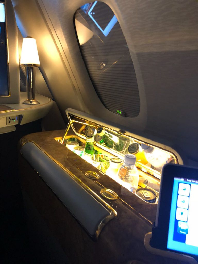 Emirates First Class, emirates first class private suite, emirates first class review, emirates first class suite