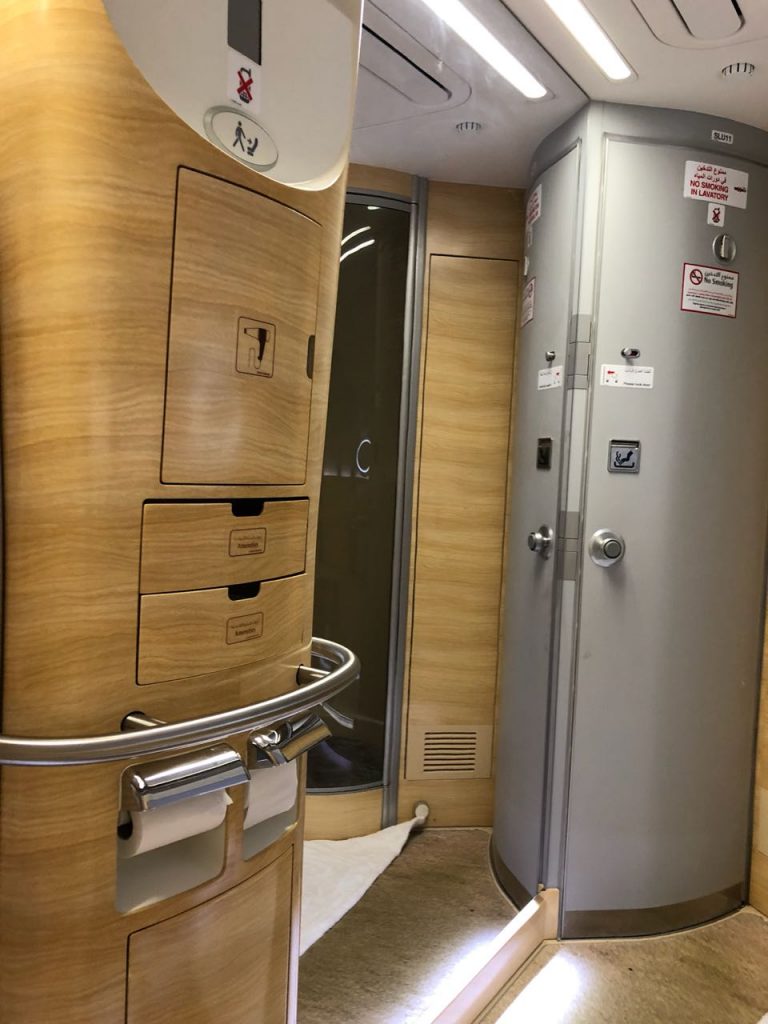 Emirates First Class, emirates first class private suite, emirates first class review, emirates first class suite