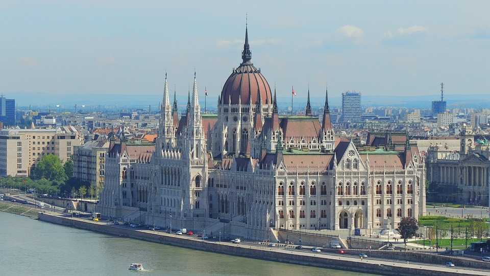 the aria budapest, Traveller’s Choice awards, Gergely Boganyi, Danube River, St Stephen’s Basilica, architect Jozsef Hild, Szechenyi Chain Bridge, Adam Clark Square, Bistro 1786, Kasai Jnofinn, Vaci Utka, The Casablanca, Mr. Henry Kallan, Fisheman’s Bastion, majestic Parliament Building, Heroes Square, Matthias Church 